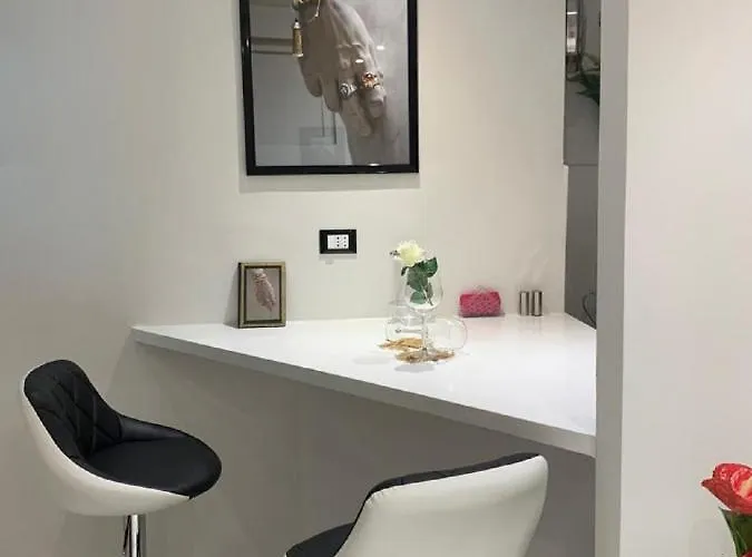 White Апартаменты *