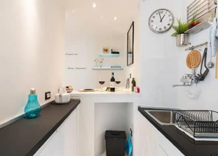 White * Флоренция