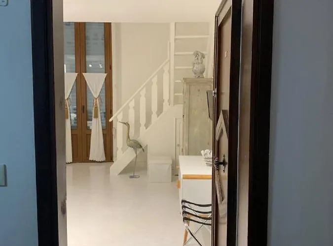 White Апартаменты