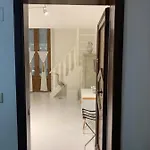 White شقة
